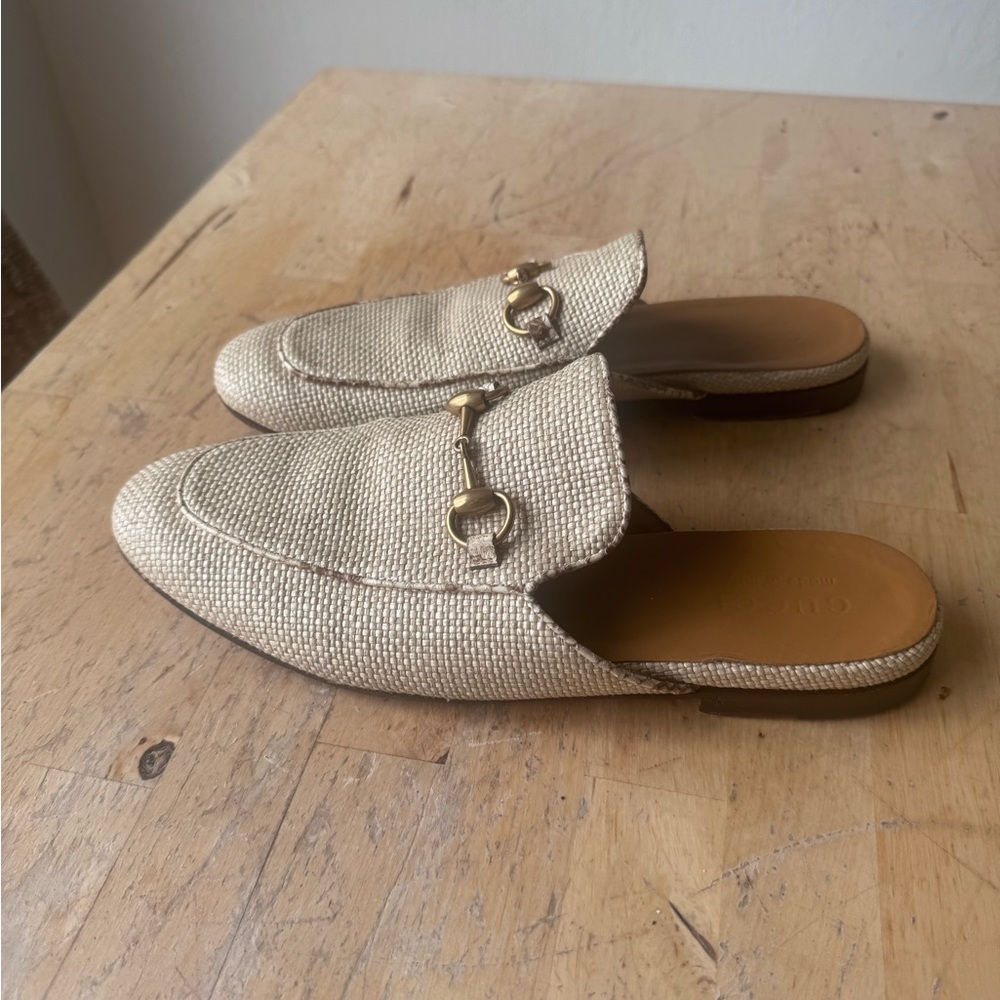 Gucci Cream Woven Slip-On Mules with Gold Horsebit